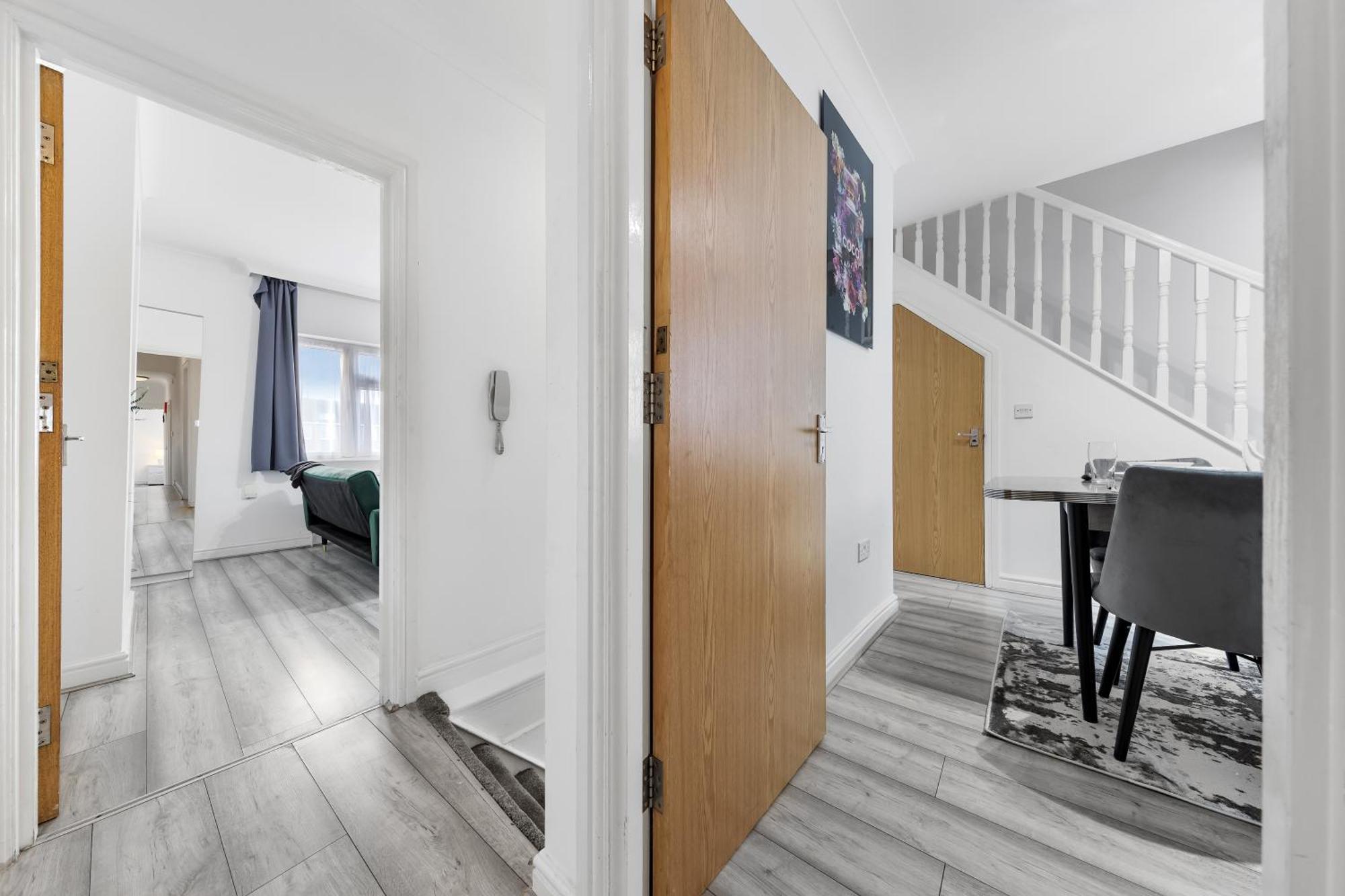 Green Hype - 10 Mins To Stadium - Sleeps 8 Londra Exterior foto