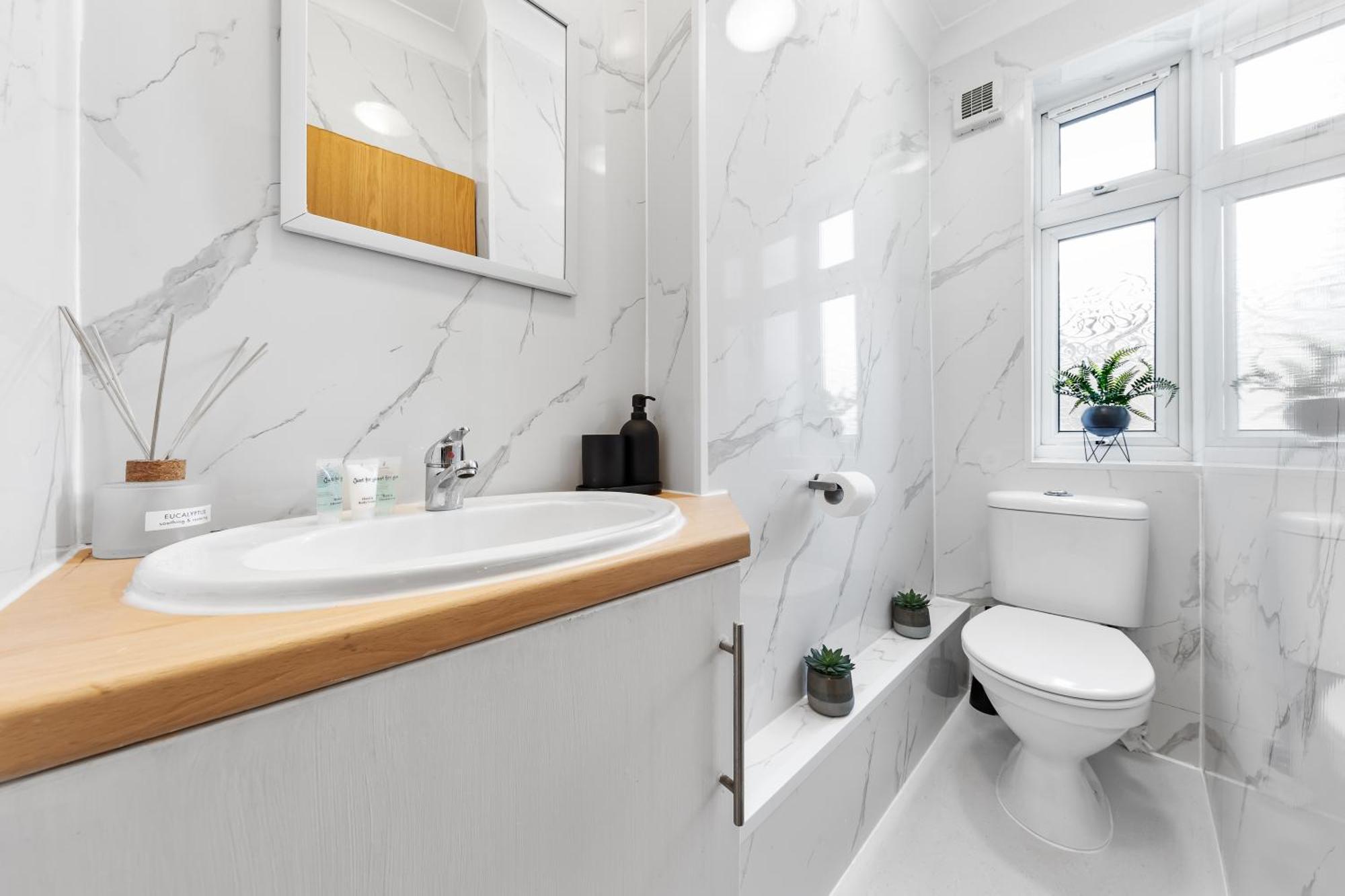 Green Hype - 10 Mins To Stadium - Sleeps 8 Londra Exterior foto